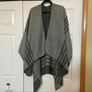 BB Dakota Blanket Shawl